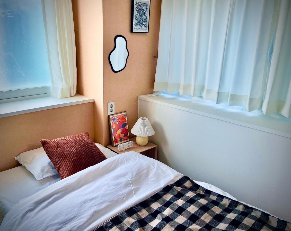 Single Room with Private Bathroom