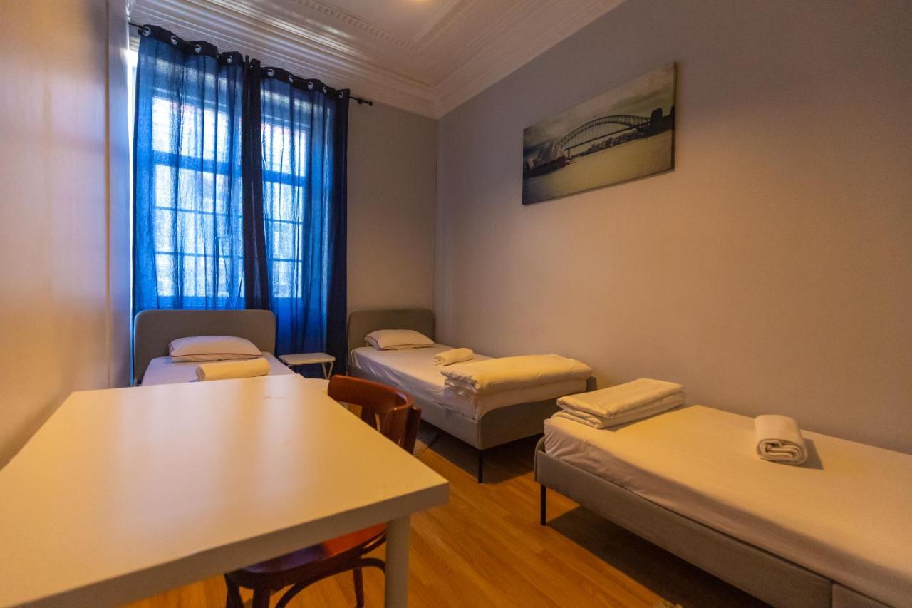 Basic Triple Room with Shared Bathroom,1377965771:JPEG