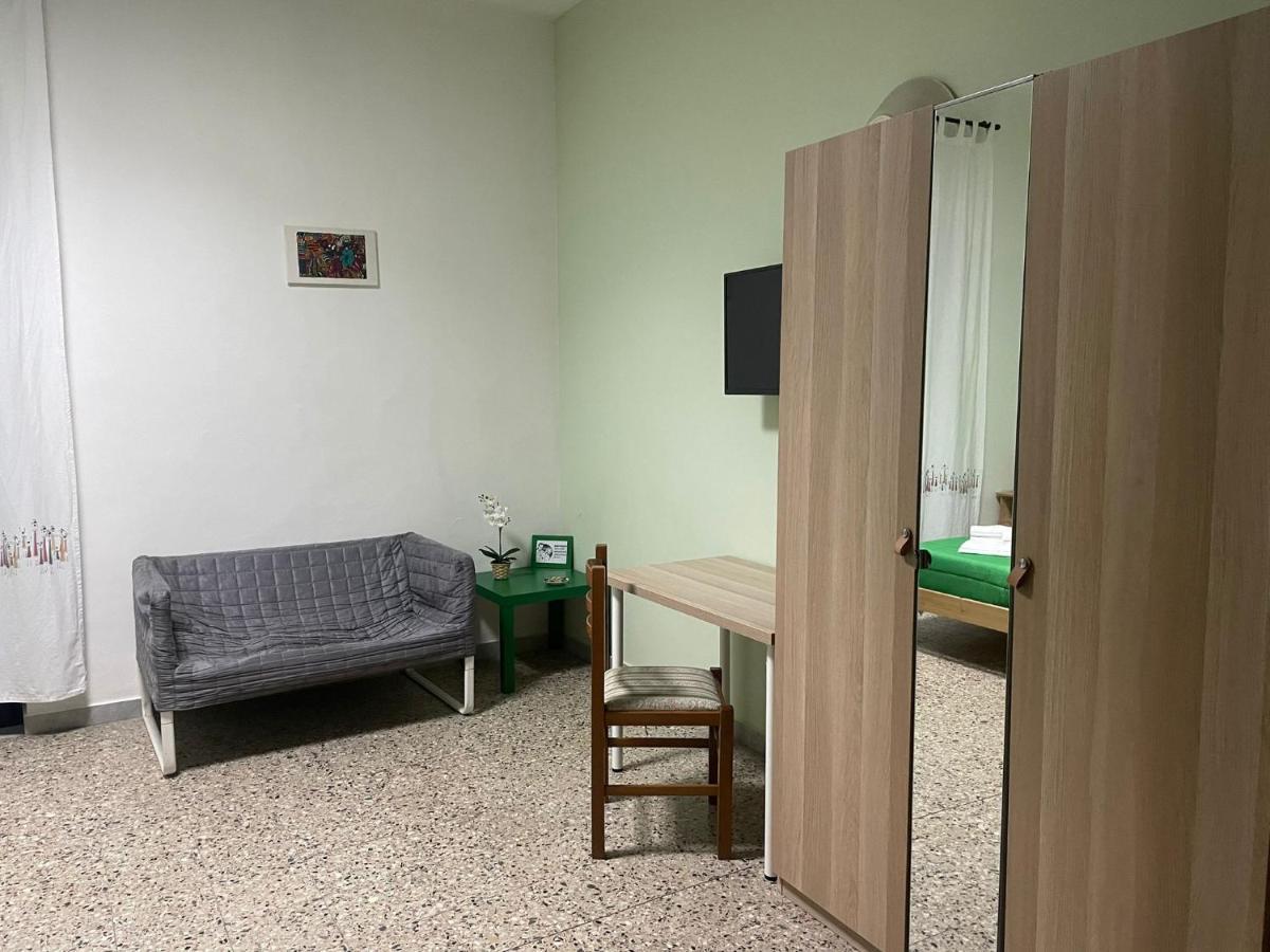 Twin Room with Private Bathroom