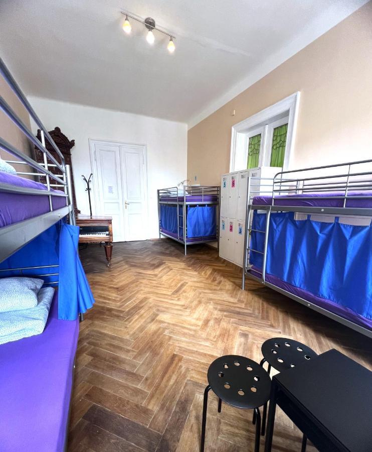 Bed in 12-Bed Mixed Dormitory Room