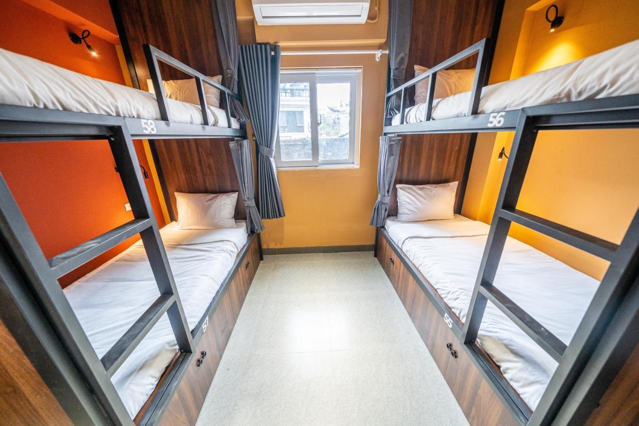 6-Bed Mixed Dormitory Room,1583283406:JPEG