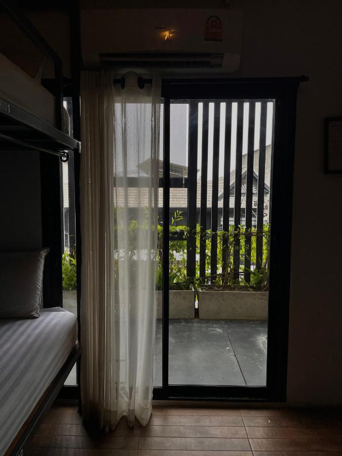 Bed in Female Dormitory Room,1393635389:JPEG