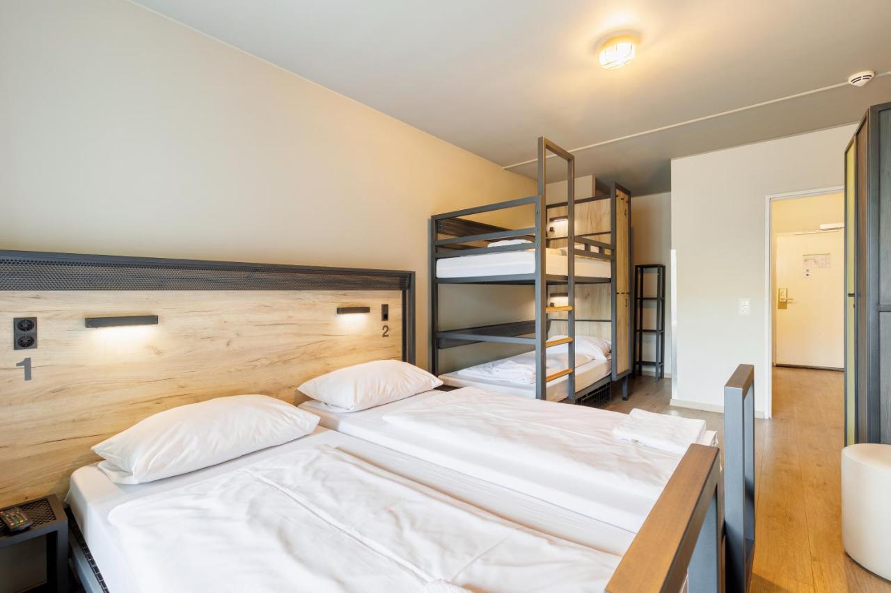 Triple Room,1397202074:JPEG