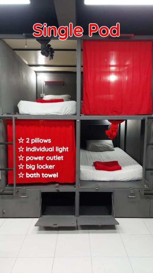 Mixed Dormitory Room