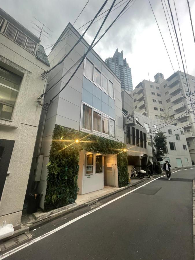 Single Bed in Dormitory Room,1466137526:JPEG