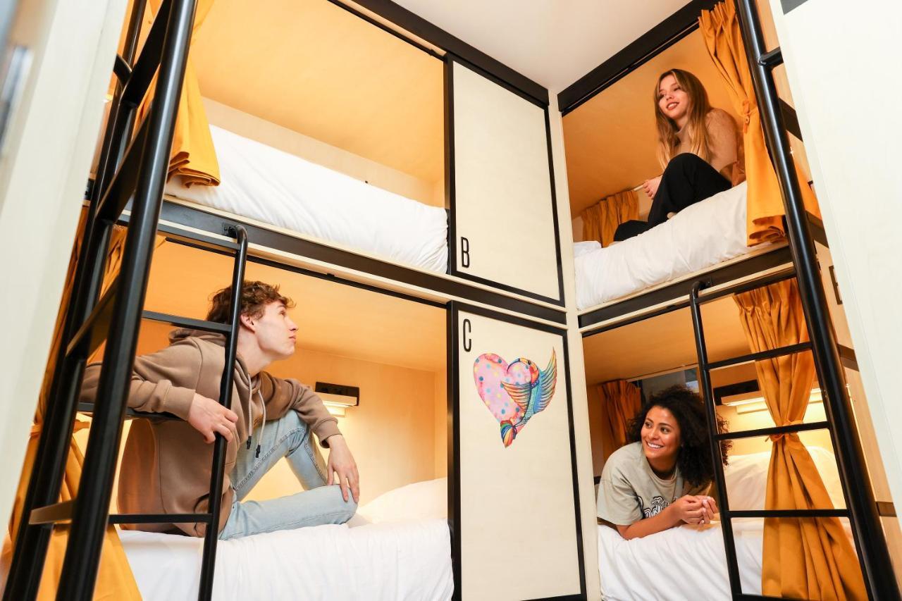 Bed 6-Bed Mixed Dormitory Room