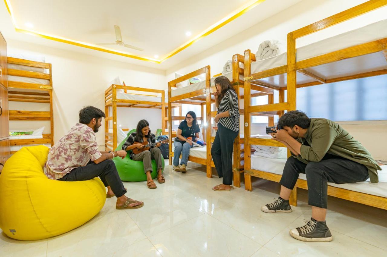 Bed in 8-Bed Mixed Dormitory Room