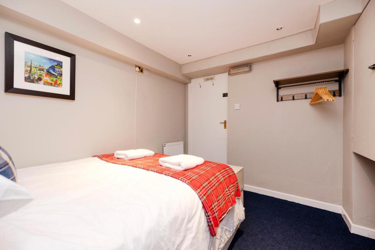 Double Room with Shower with no window