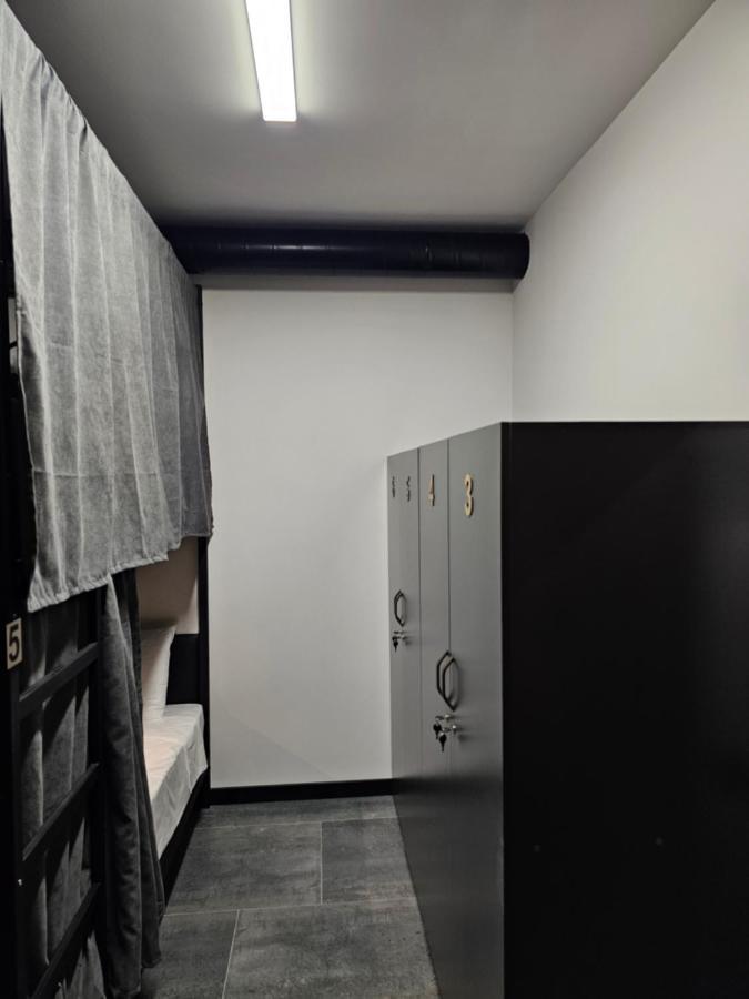Bed 6-Bed Female Dormitory Room