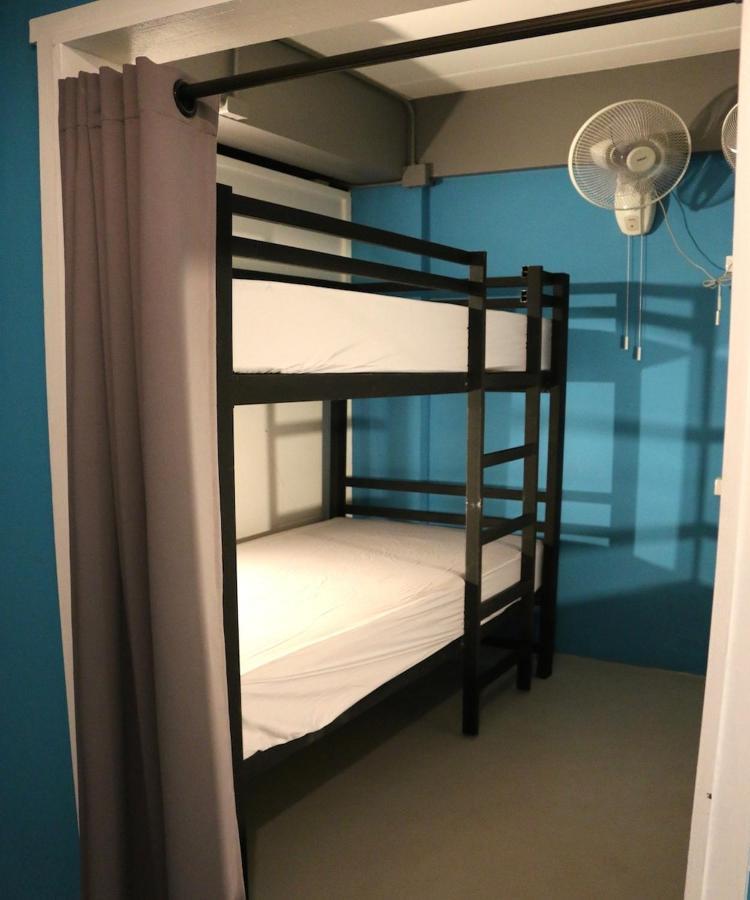 Bunk Bed in Mixed Dormitory Room