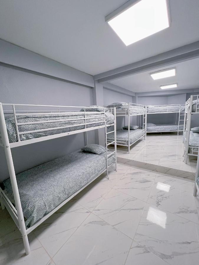 Bunk Bed in Mixed Dormitory Room