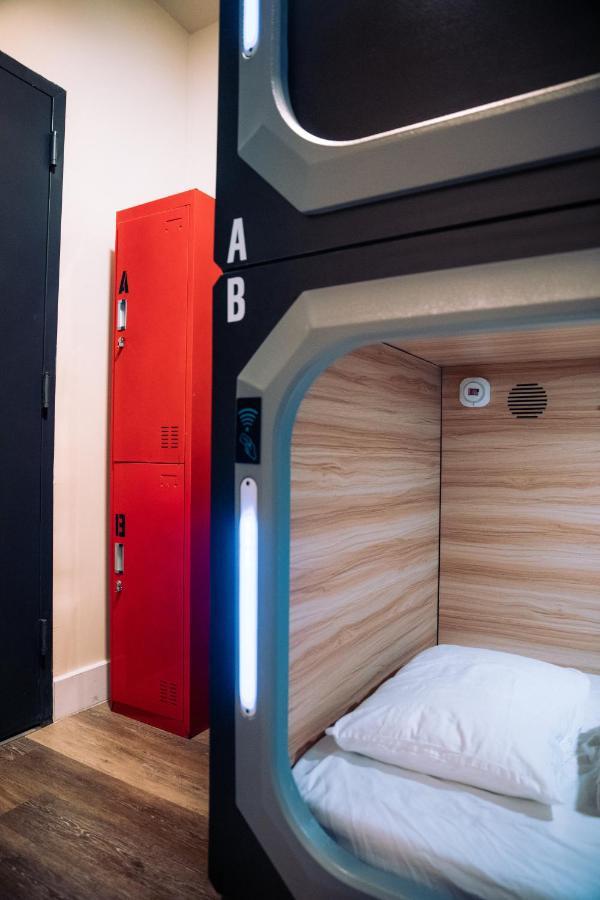 1 Bed a 2 Bed Male Standard Pod,1510290529:JPEG