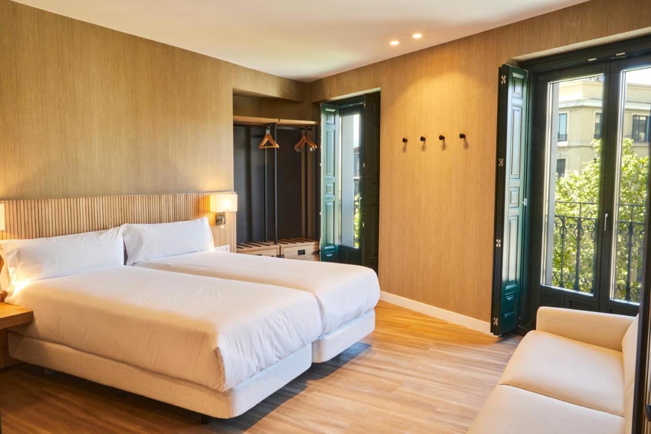 Twin Room with Balcony