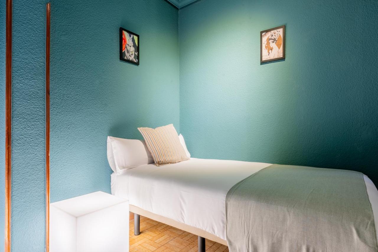 Double or Twin Room with Shared Bathroom