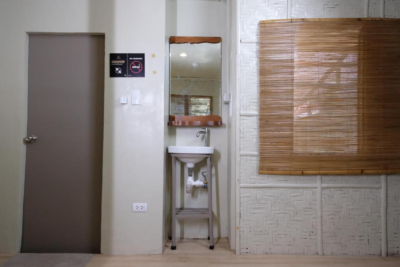 Bed Standard 4-Bed Dorm