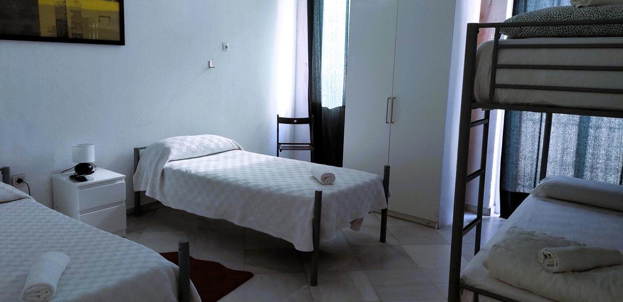 Quadruple Room with Private Bathroom