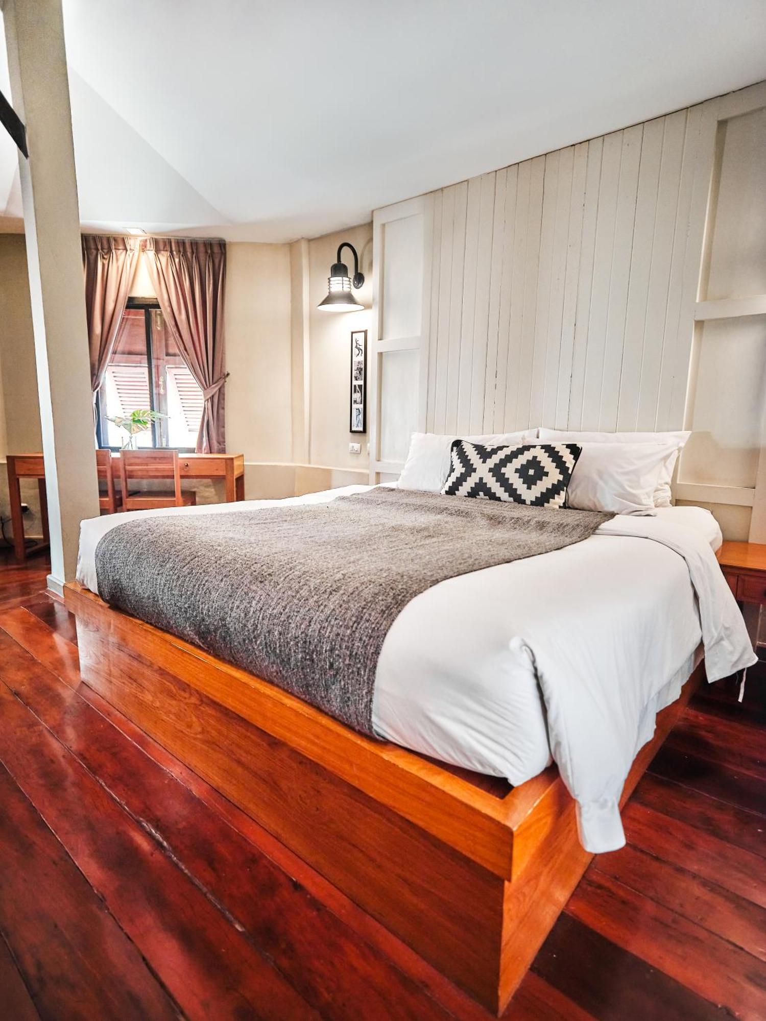 Master King Suite