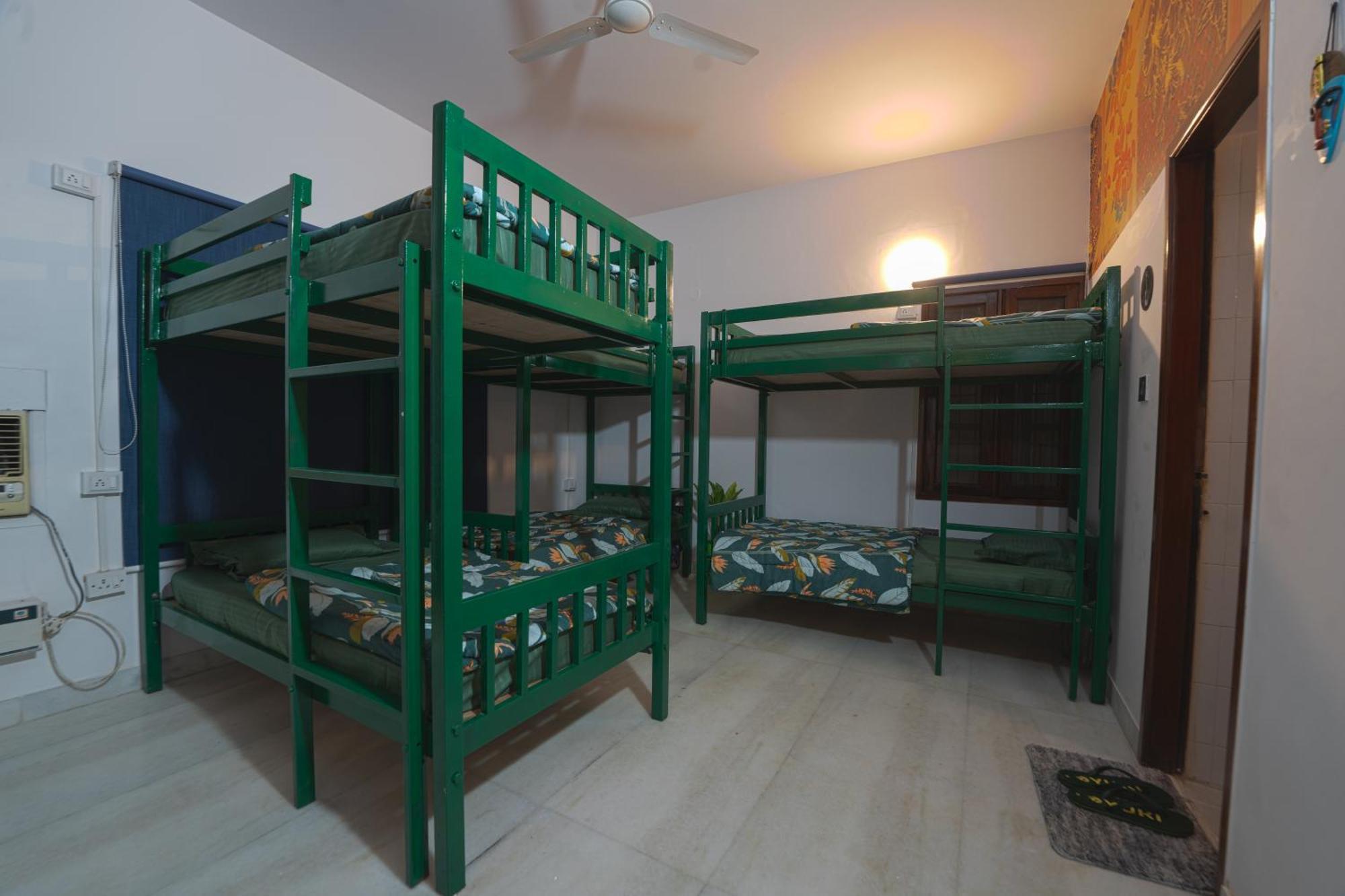 Bed in 6-Bed Female Dormitory Room,1533852859:JPEG
