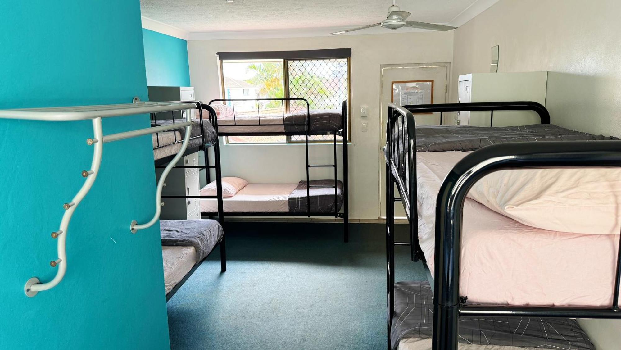 Bed in 6-Bed Female Dormitory Room,1534212151:JPEG