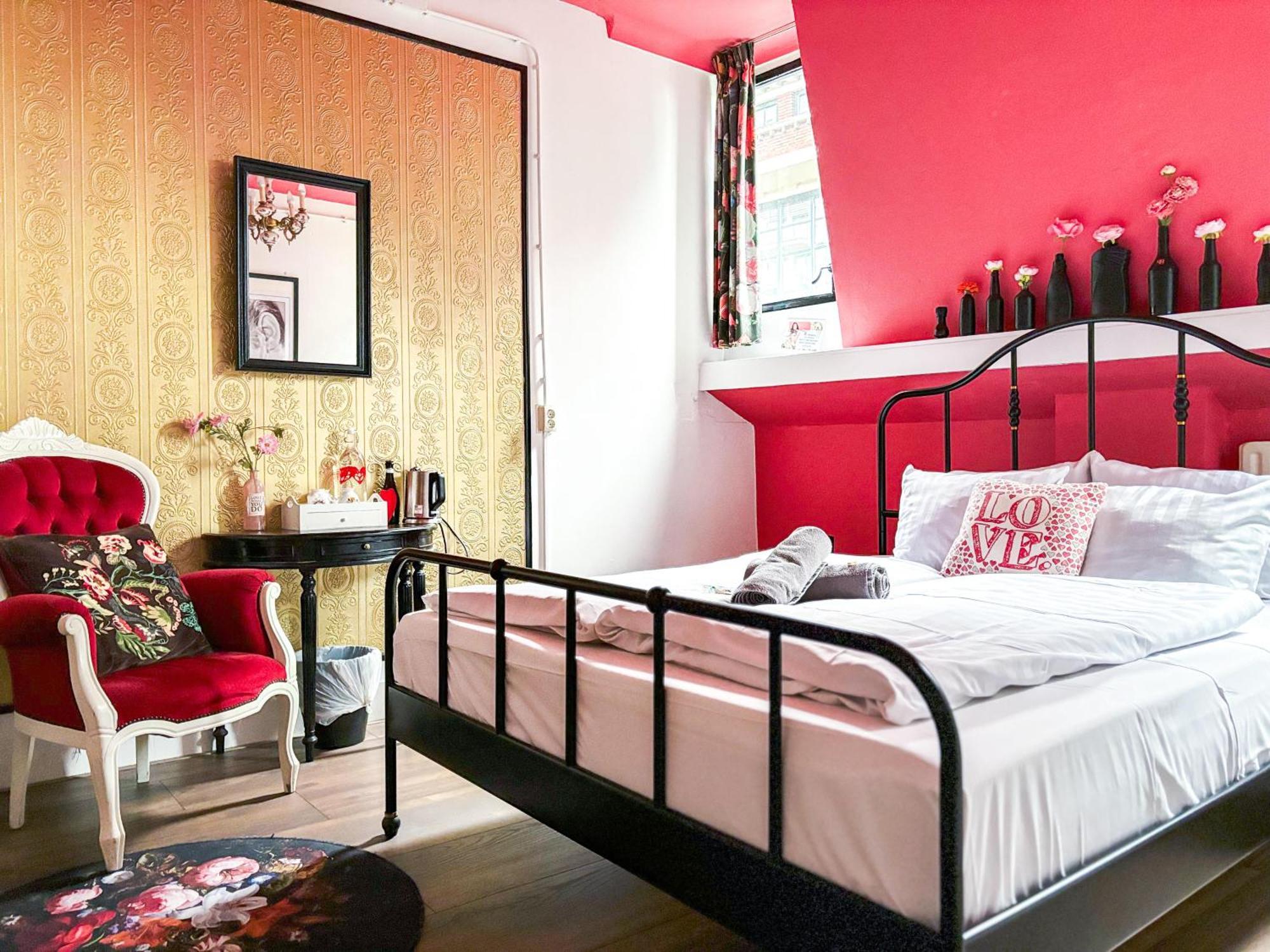Double Room,724130002:JPEG