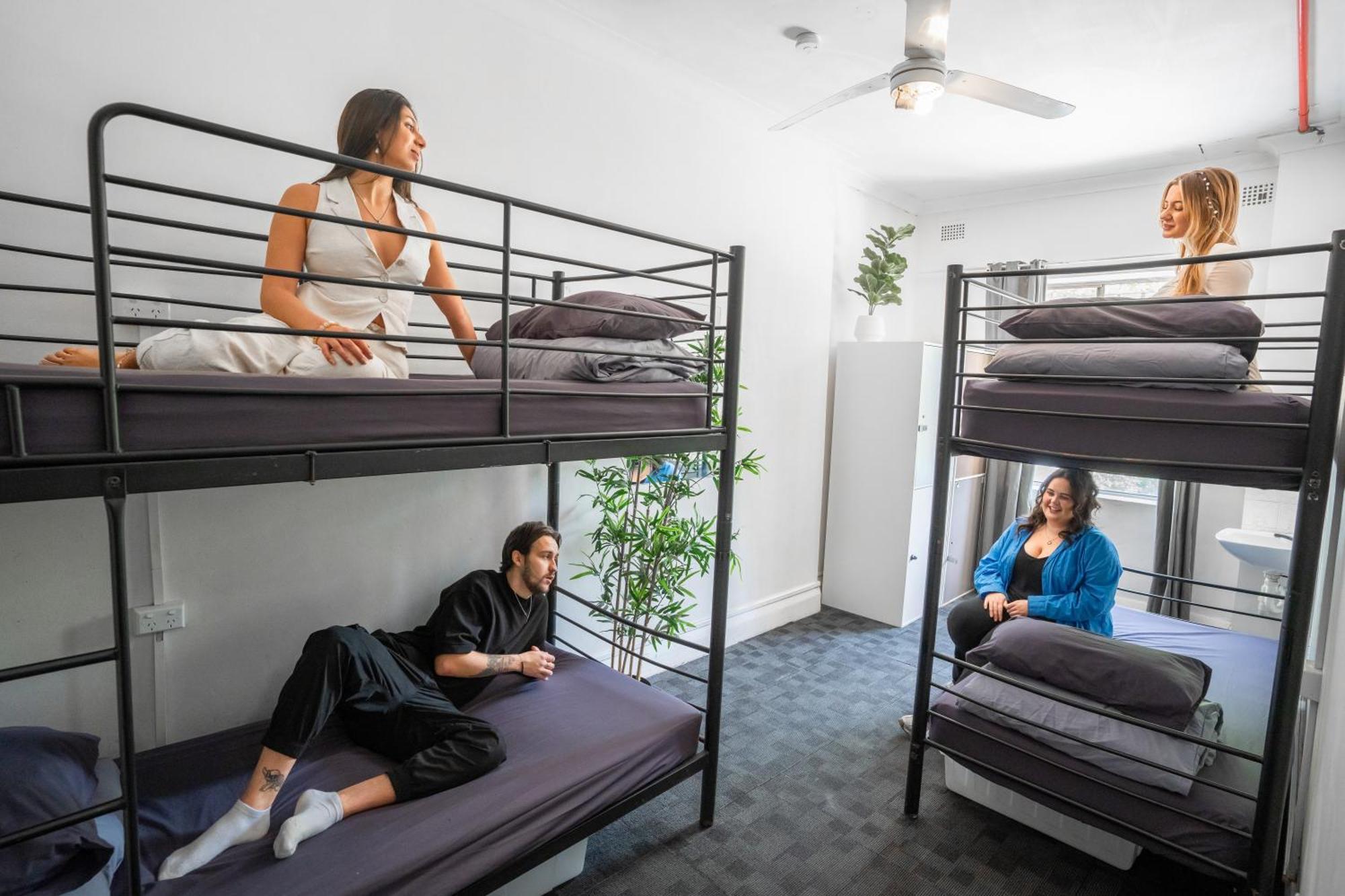Bed in 4-Bed Mixed Dormitory Room