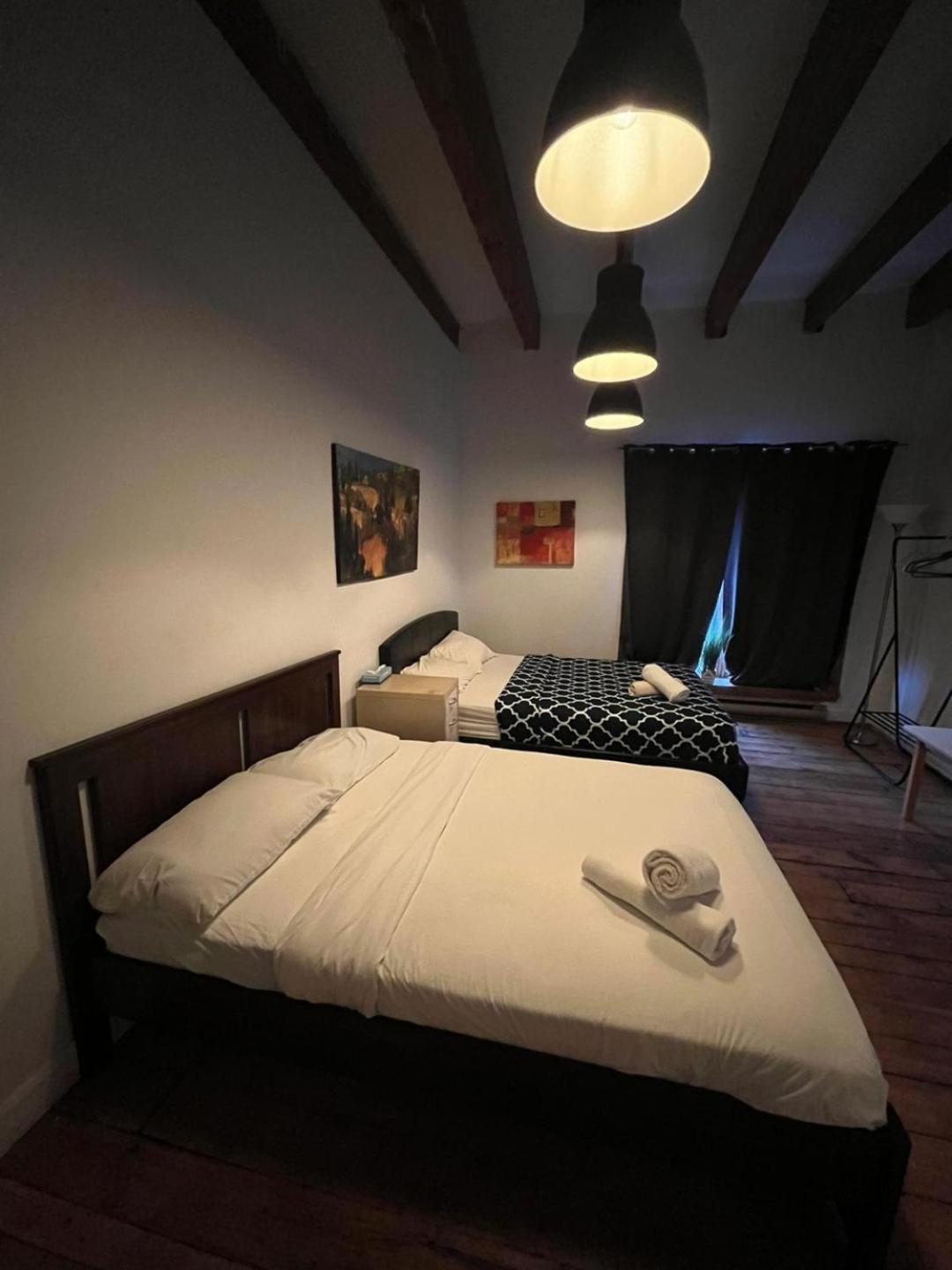 Quadruple Room with Shared Bathroom