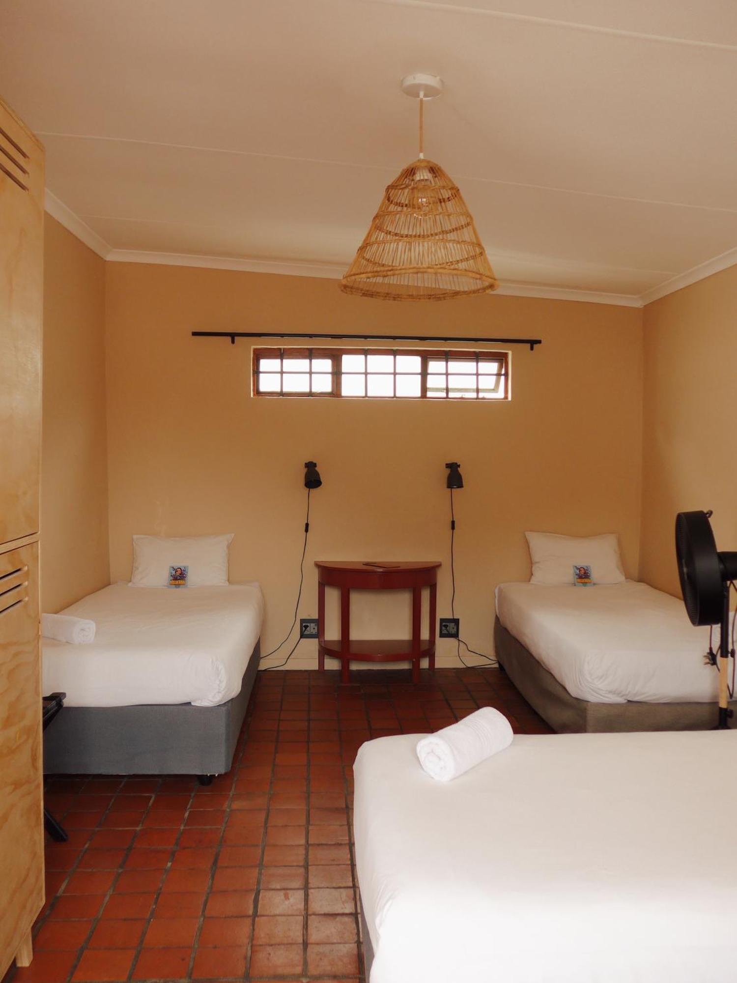 Bed in 6-Bed Mixed Dormitory Room,1540639606:JPEG