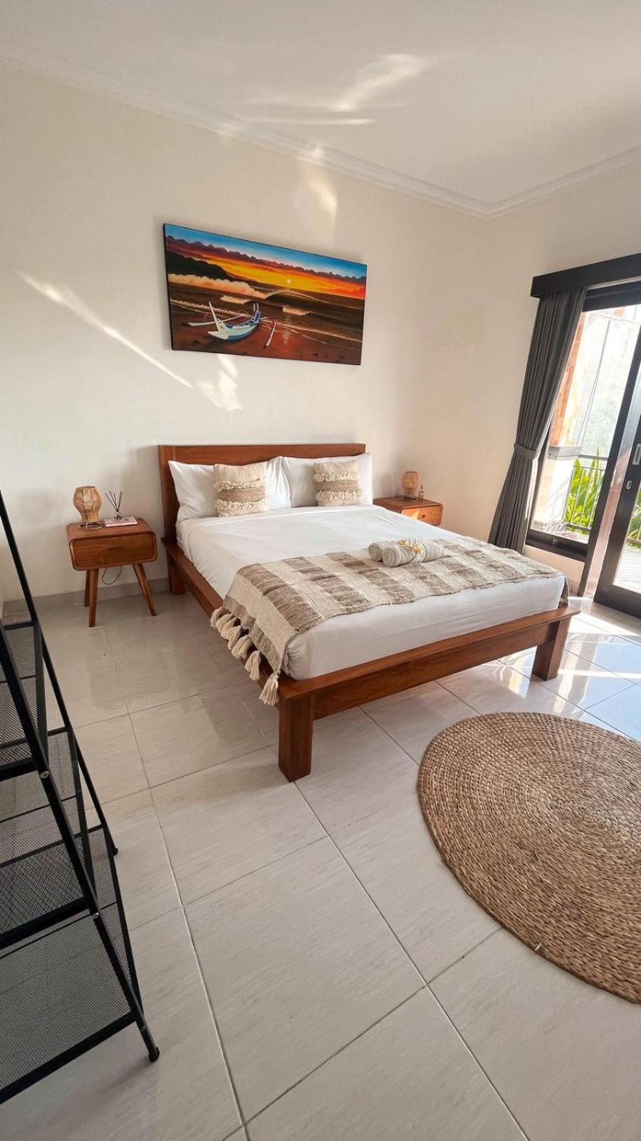 Queen Room with Pool View
