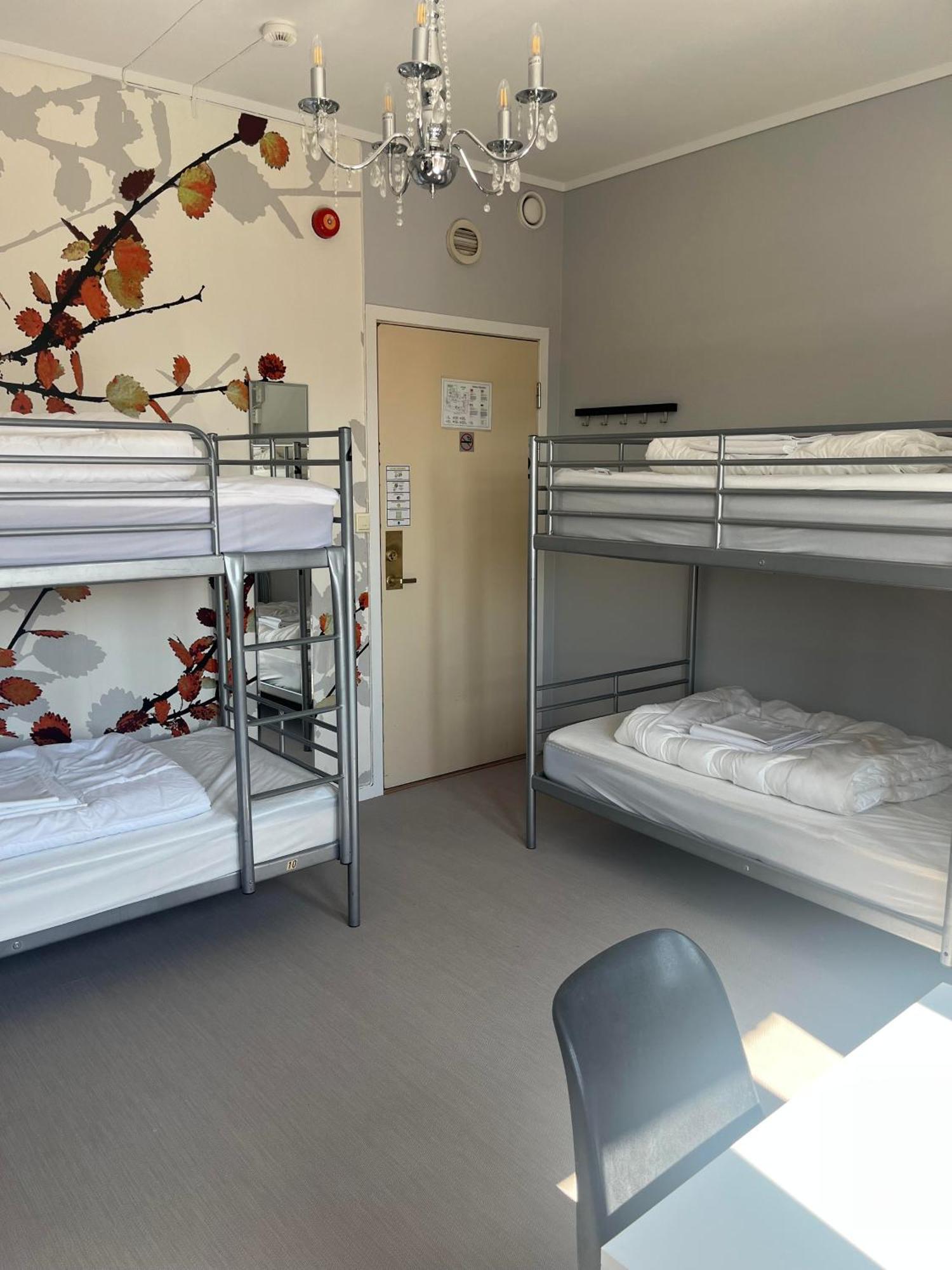 Bed 4-Bed Female Dormitory Room,1541659855:JPEG