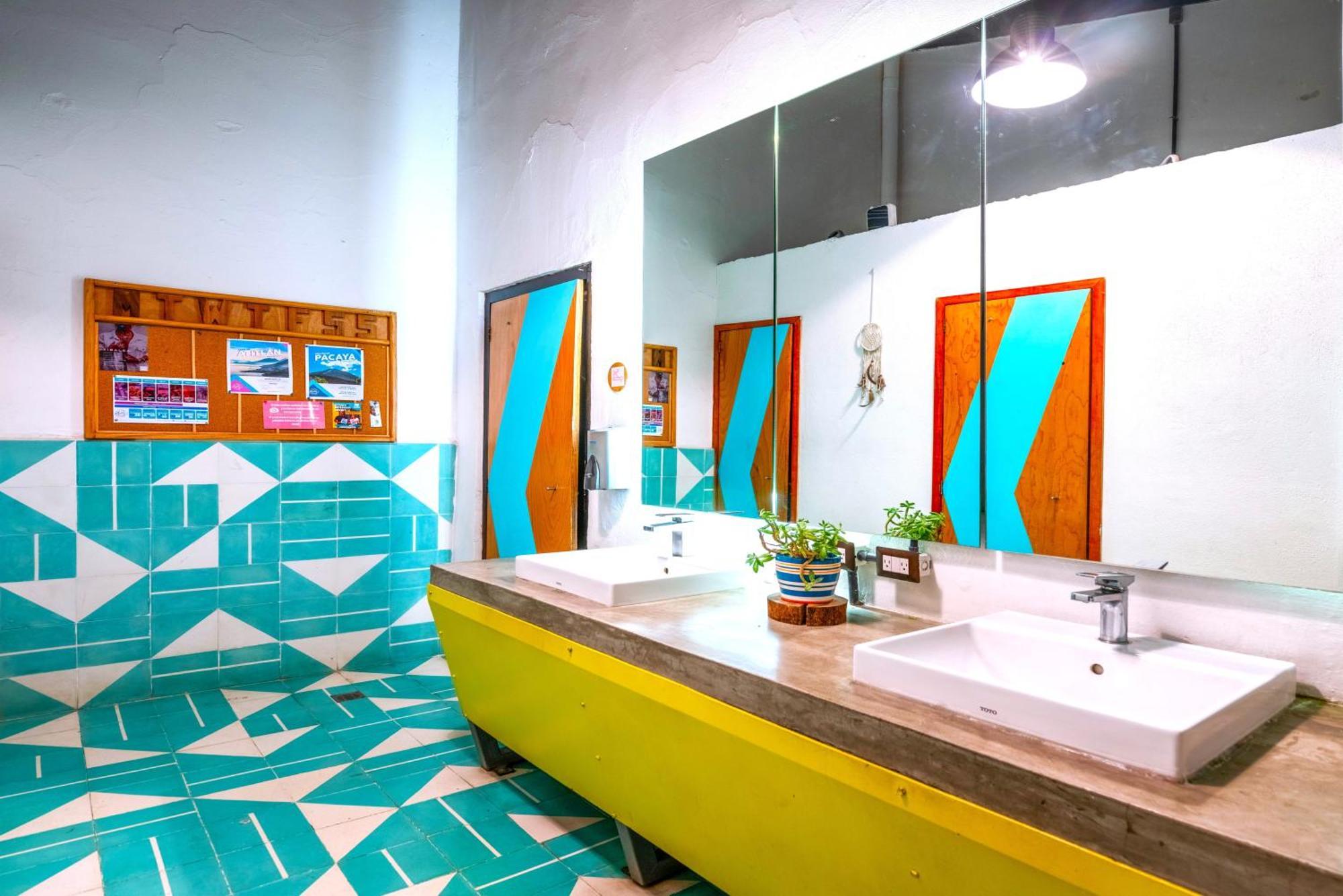 Fuego 24-Beds Shared Dorm