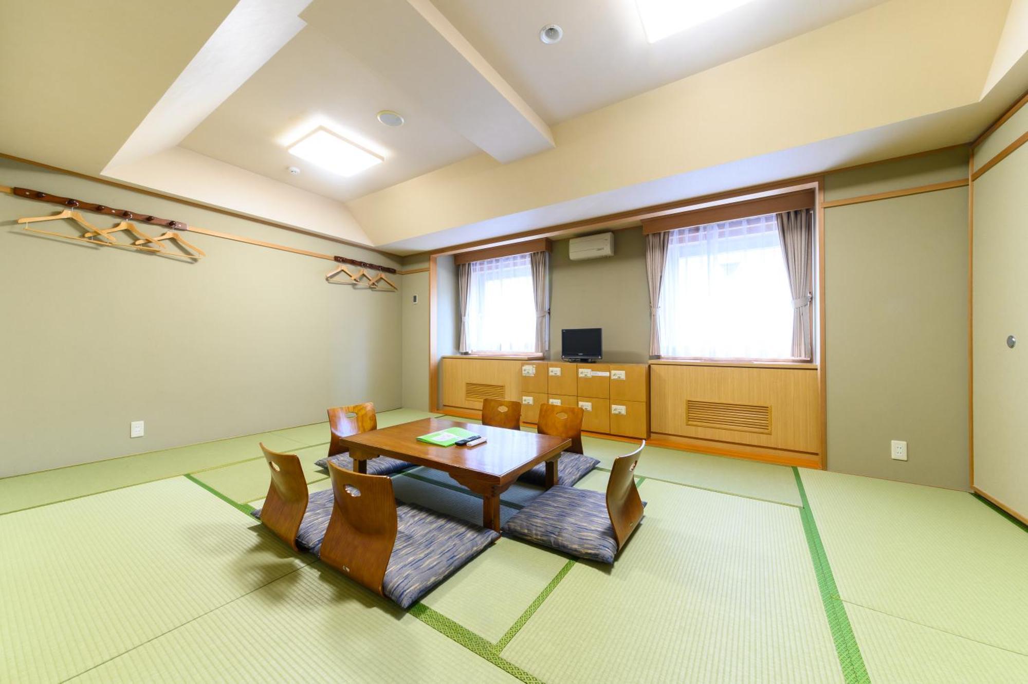 Japanese-Style Triple Room with Shared Bathroom and Shared Toilet