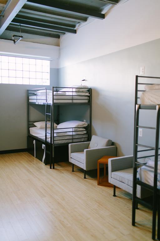6 Bed Mixed Gender Dorm