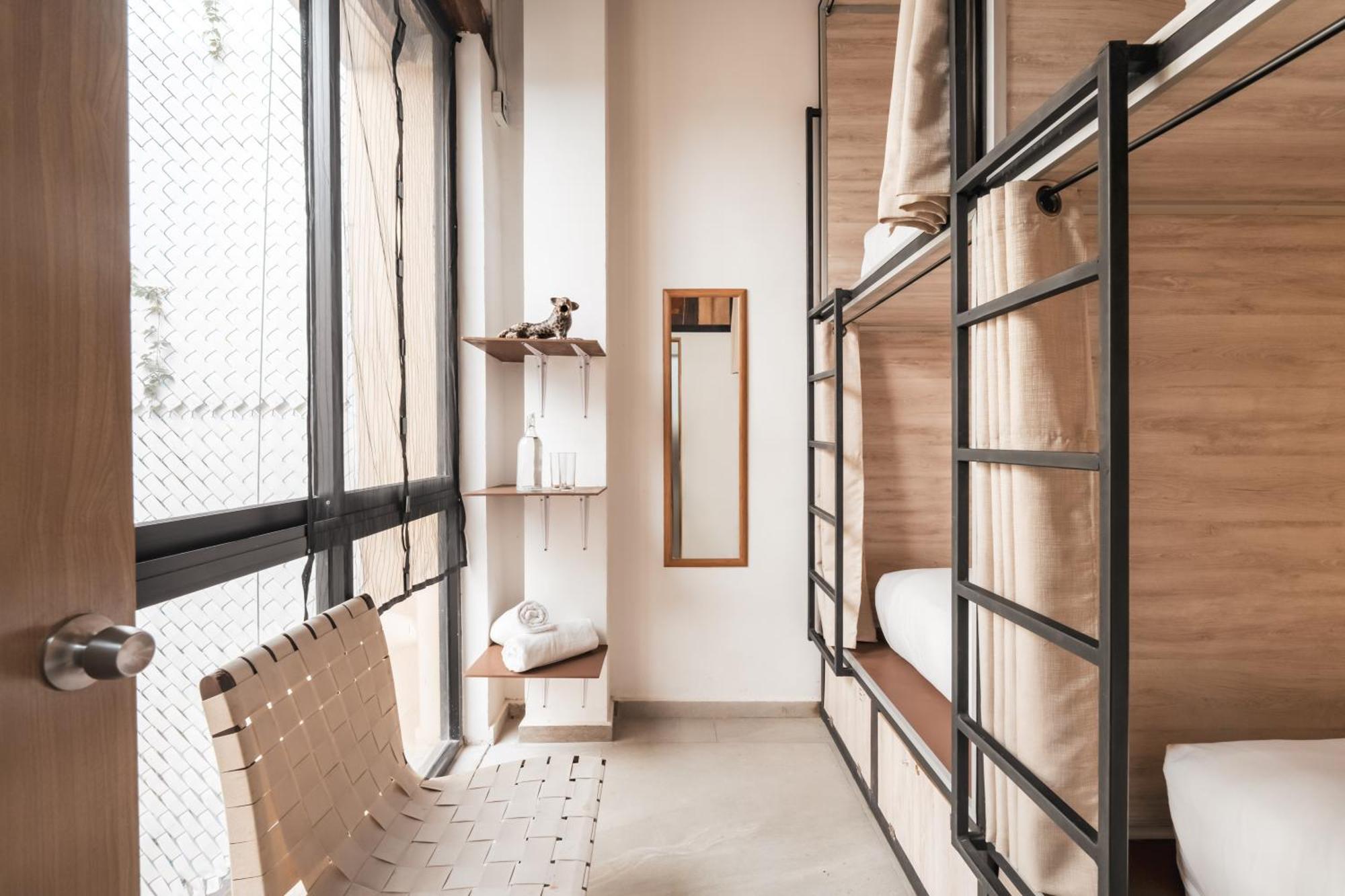 Bed in 4-Bed Mixed Dormitory Room