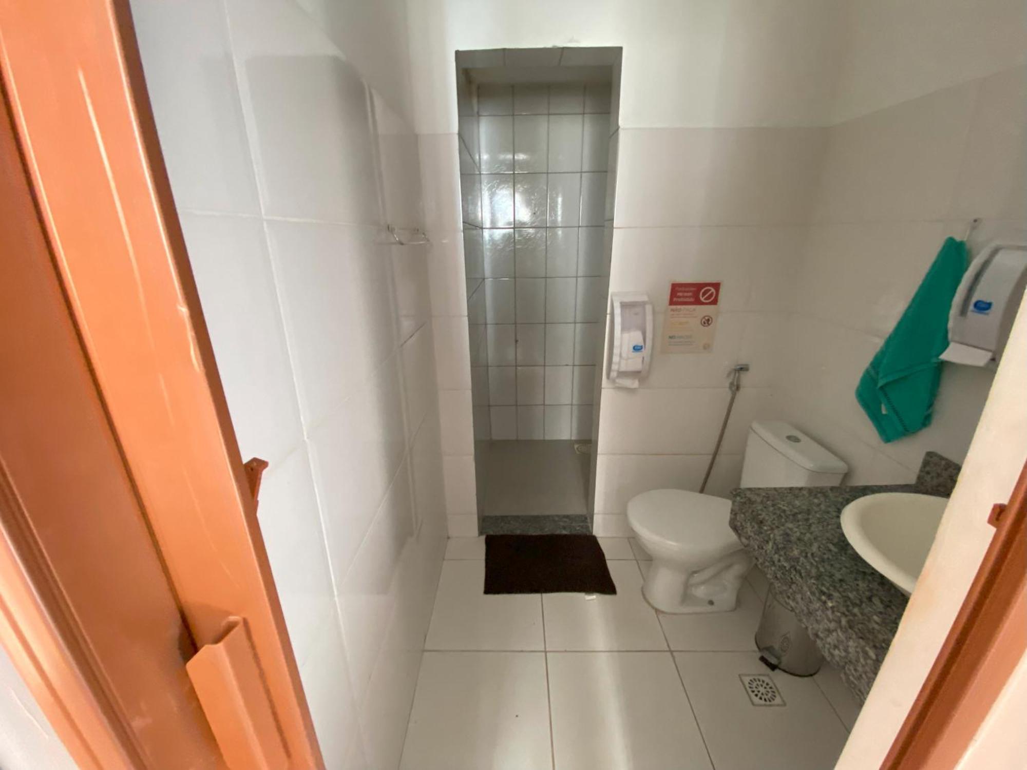 Double or Twin Room Bathroom,1553195173:JPEG