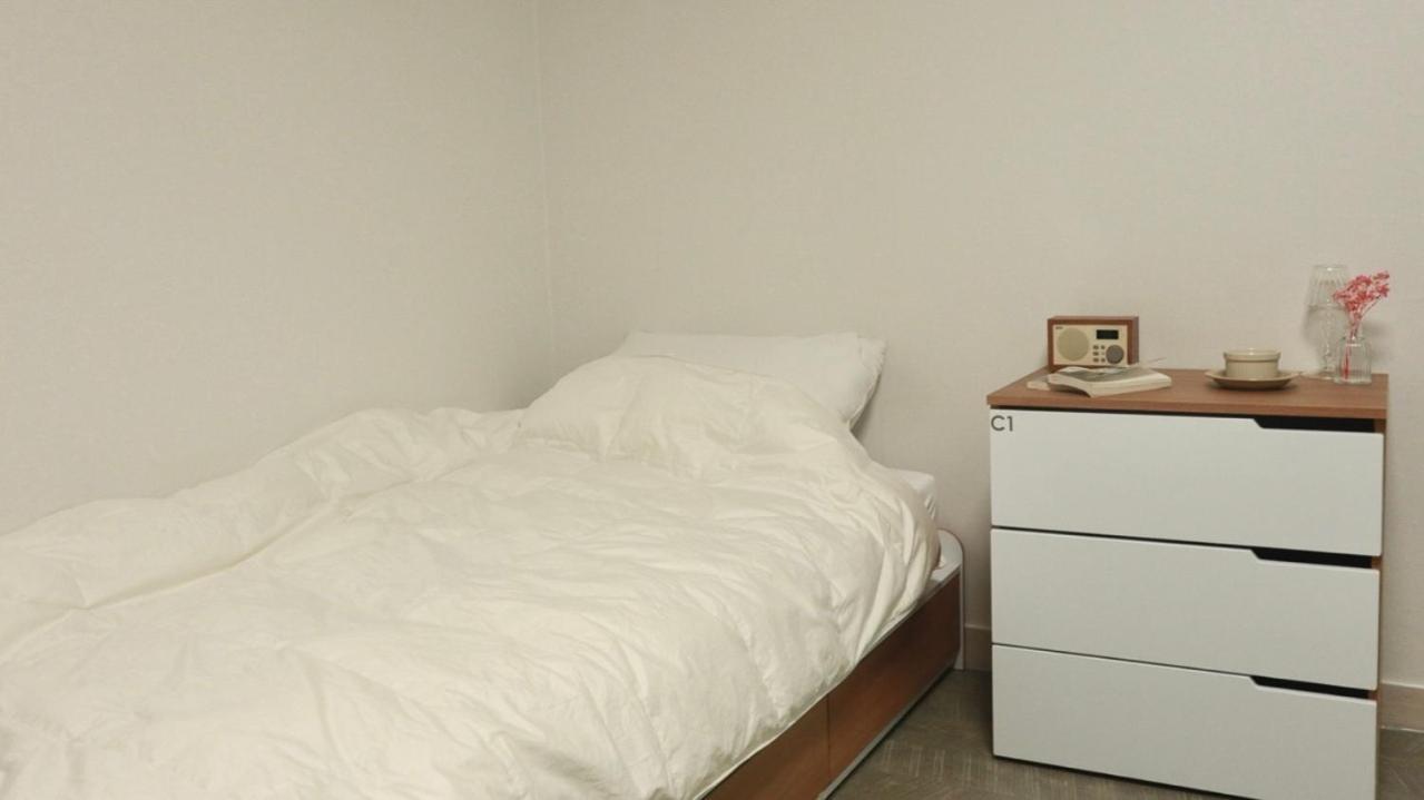 Single Room Bathroom