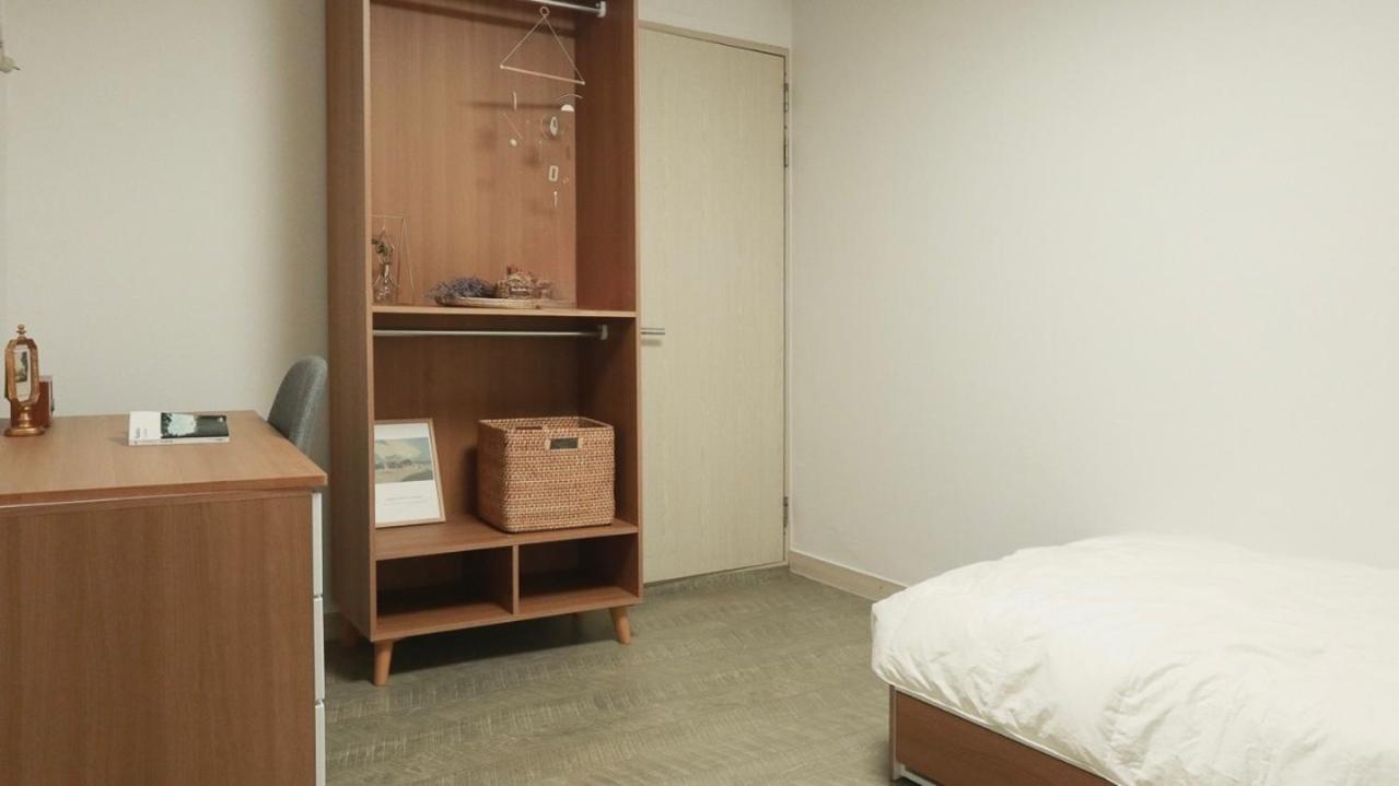 Single Room Bathroom