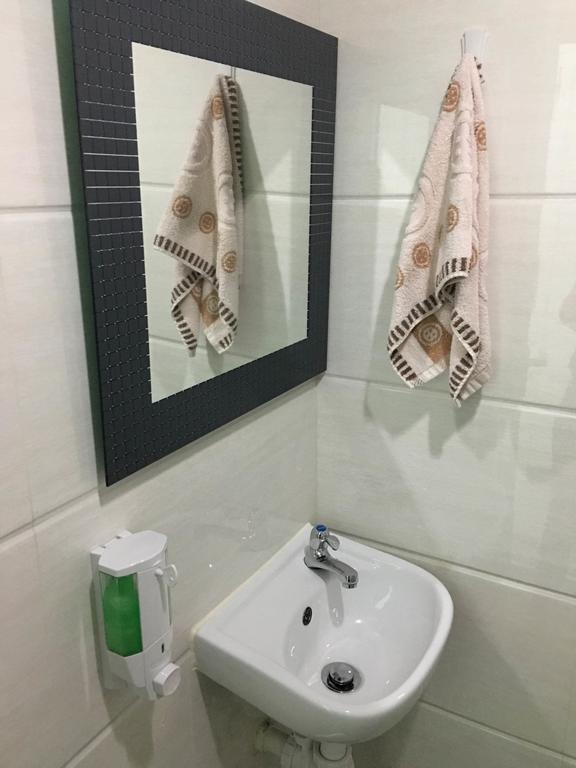 Economy Twin Room,156477408:JPEG