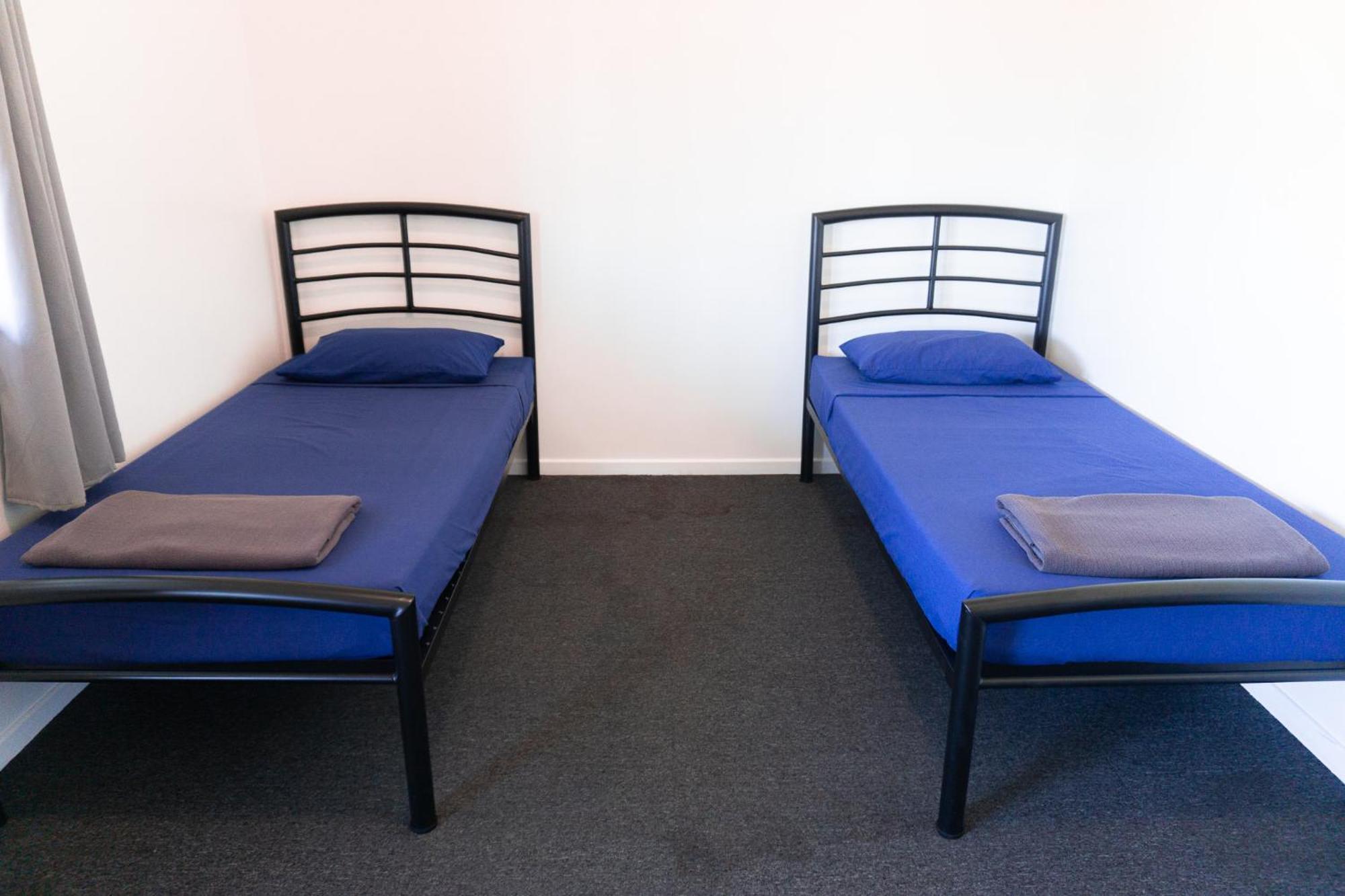 Standard Twin Room with Shared Bathroom