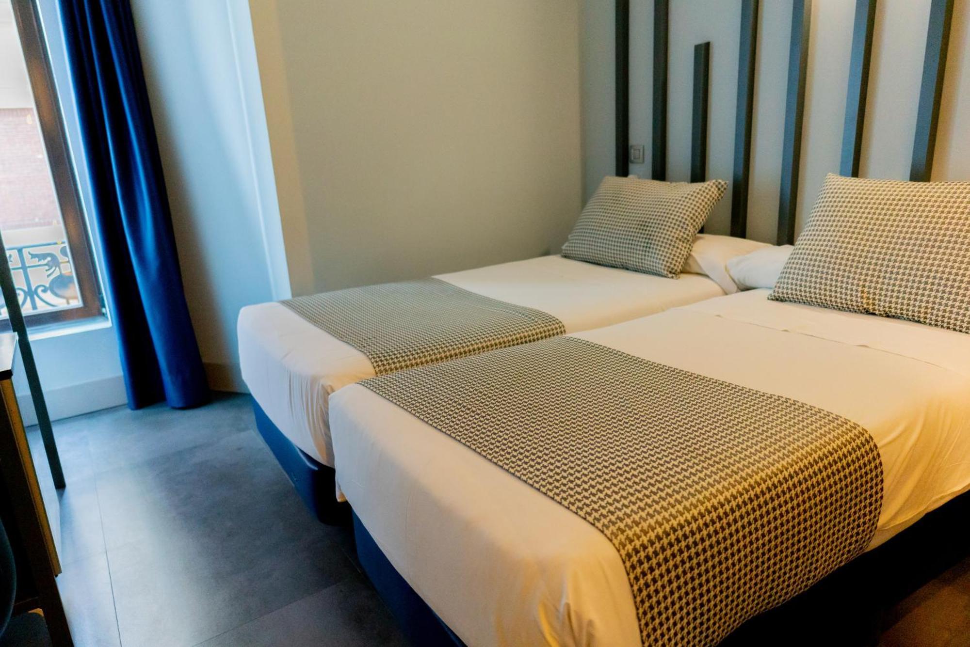 Twin Room with Private Bathroom,1569170207:JPEG