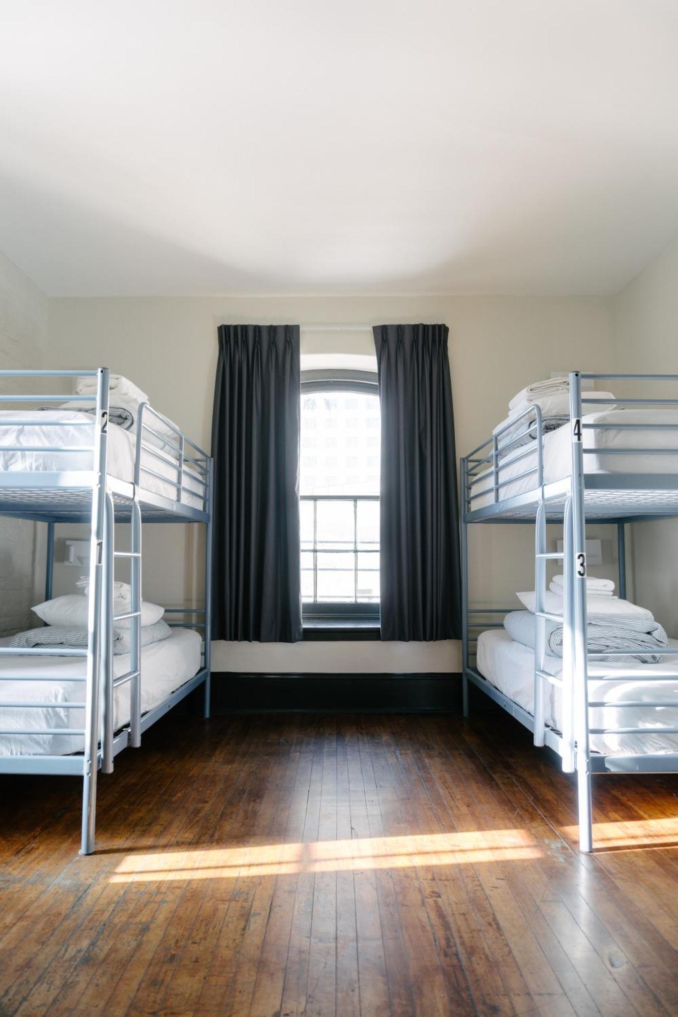 Bed in 4-Bed Female Dormitory Room,1572665099:JPEG