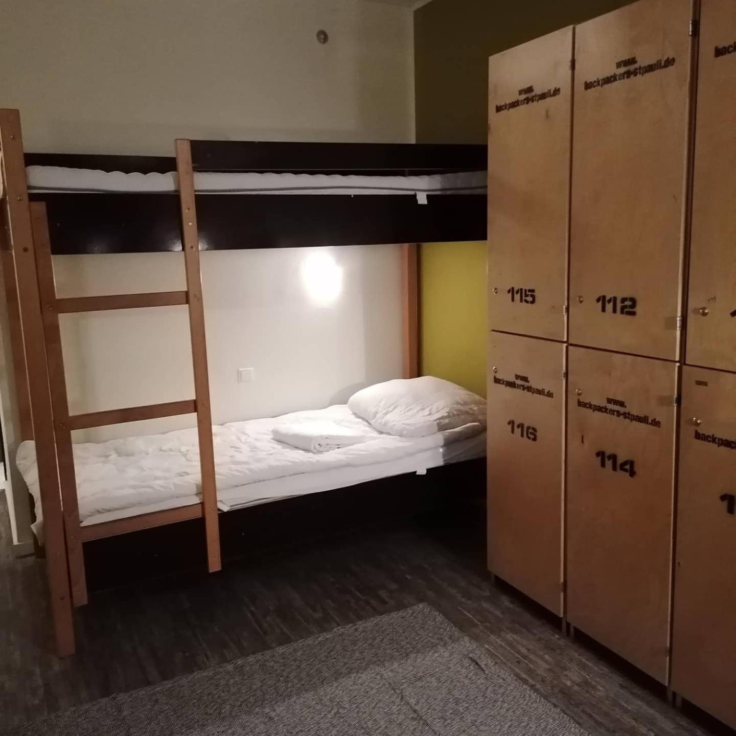 Bed 4-Bed Dormitory Room