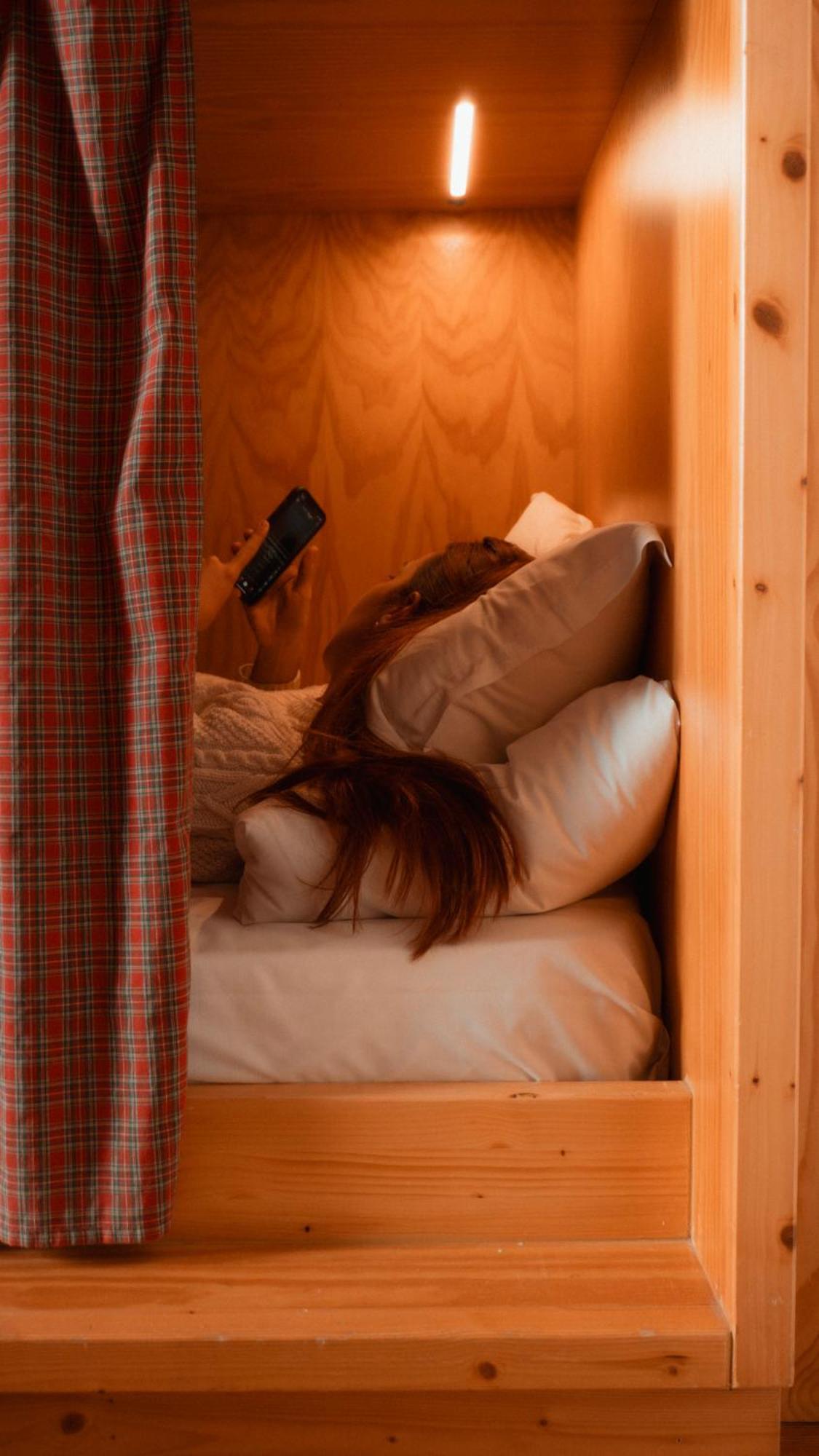 Single Bed Mixed Dormitory Room