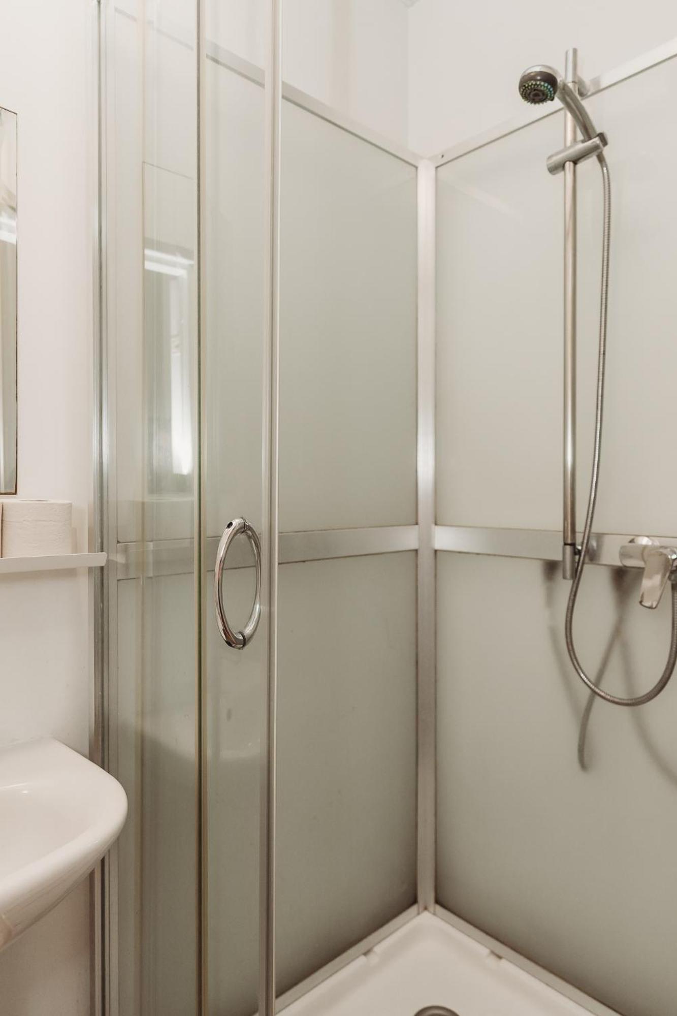 Quadruple Room,1587508352:JPEG