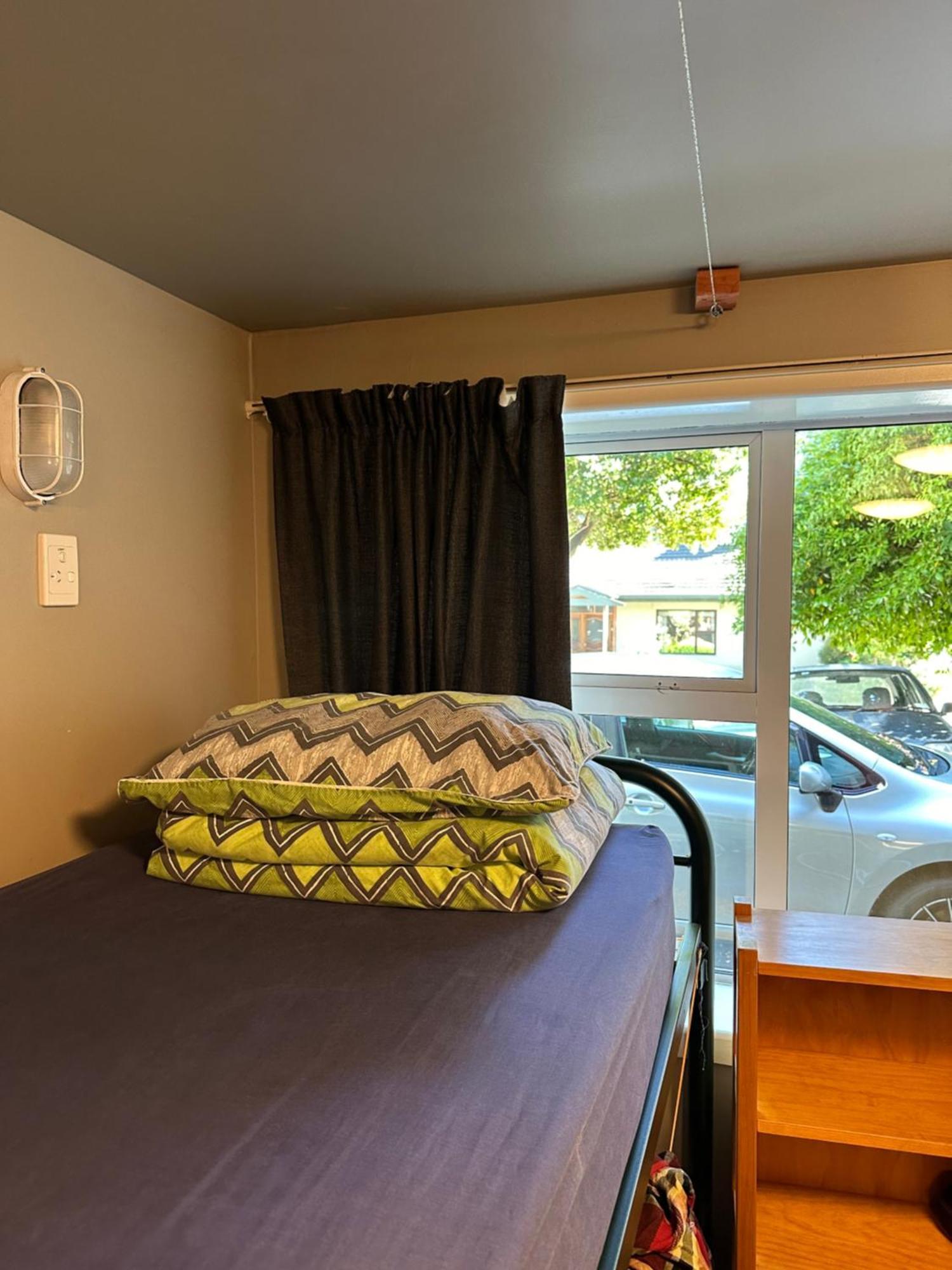 Bed 8-Bed Dormitory Room