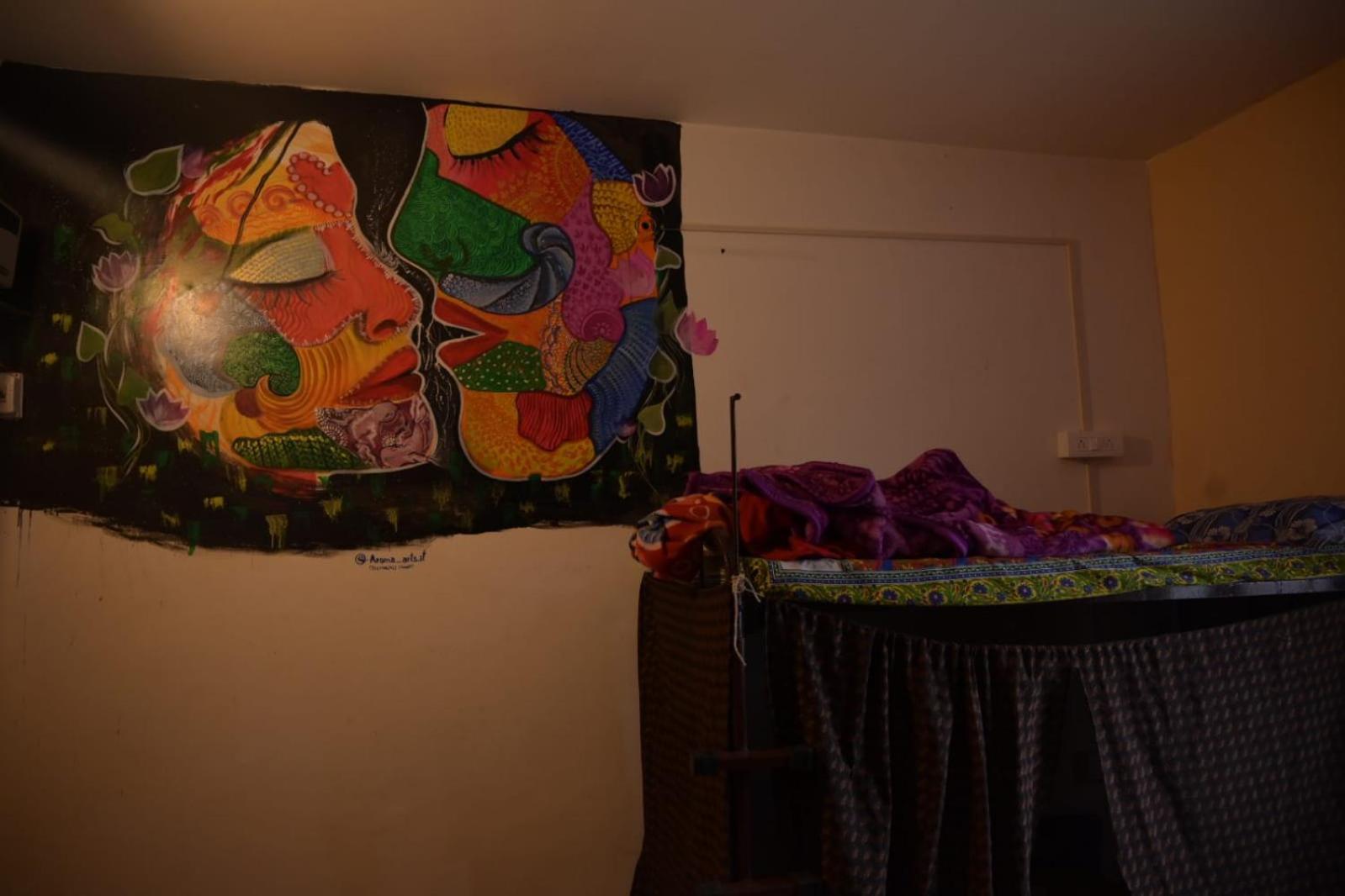Mixed Dormitory Room