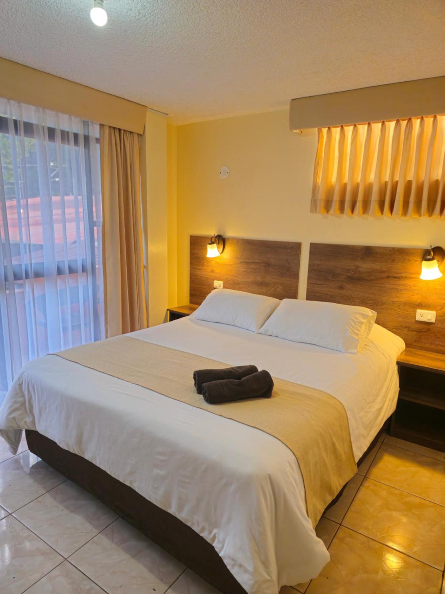 Double Room Private Bathroom