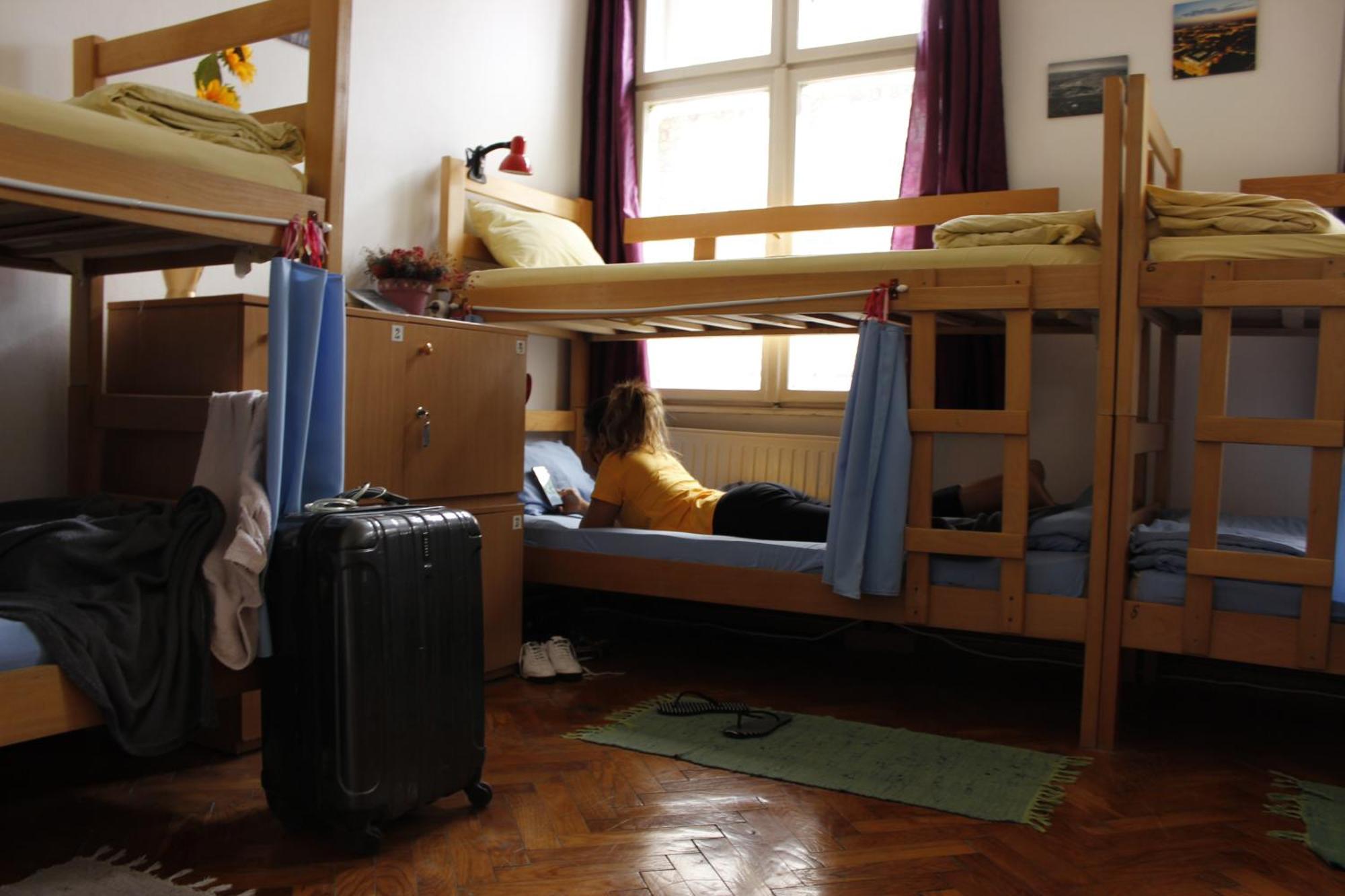 Bed 8-Bed Mixed Dormitory Room