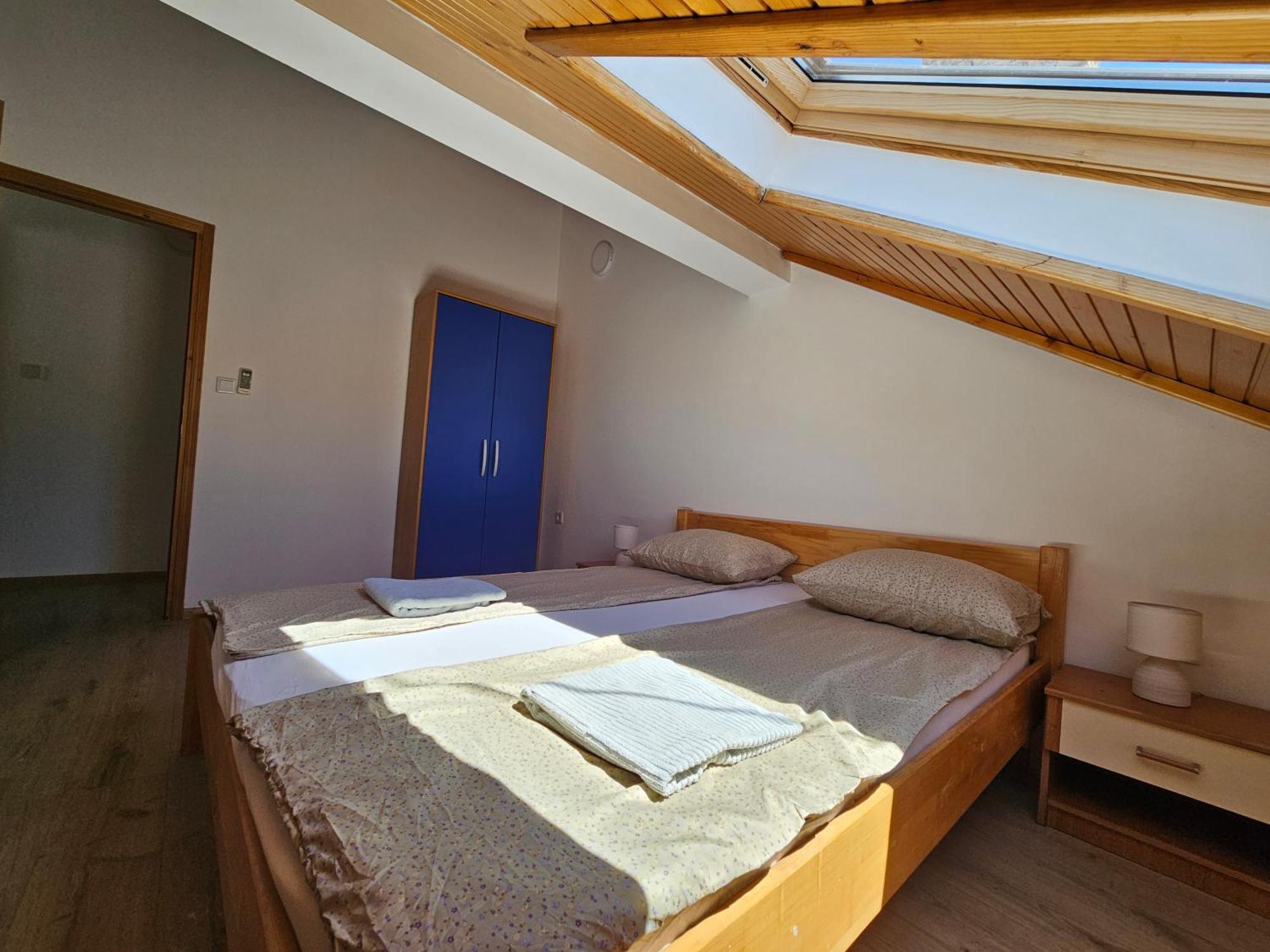 Triple Room Bathroom