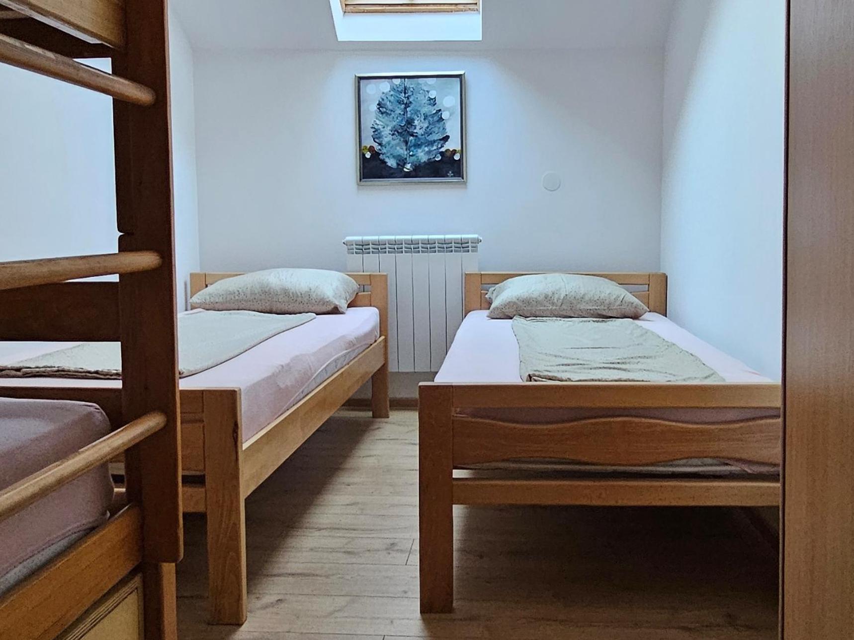 Bed 4-Bed Mixed Dormitory Room