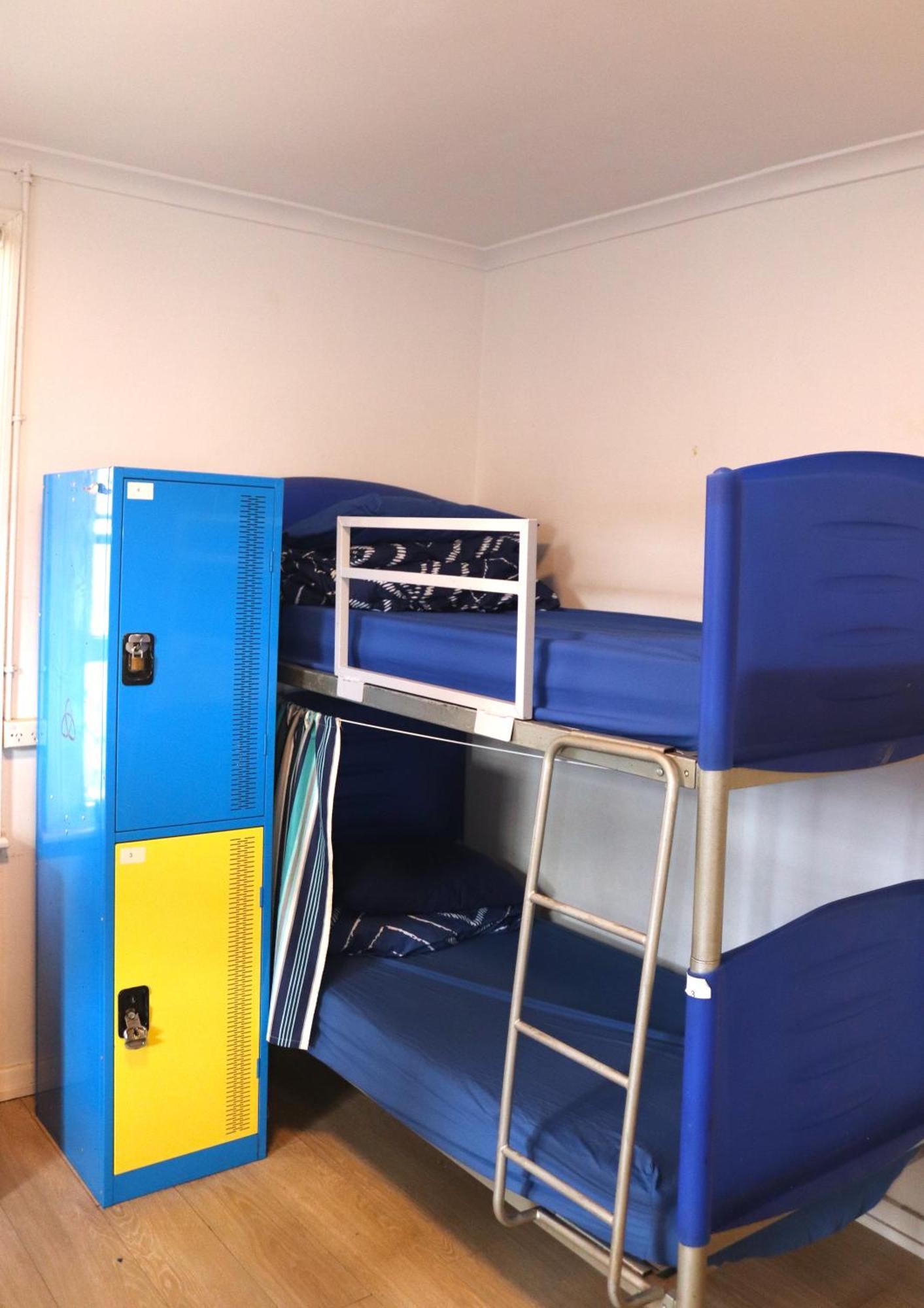 Bed 8-Bed Mixed Dormitory Room age 18-36 years,1604093366:JPEG